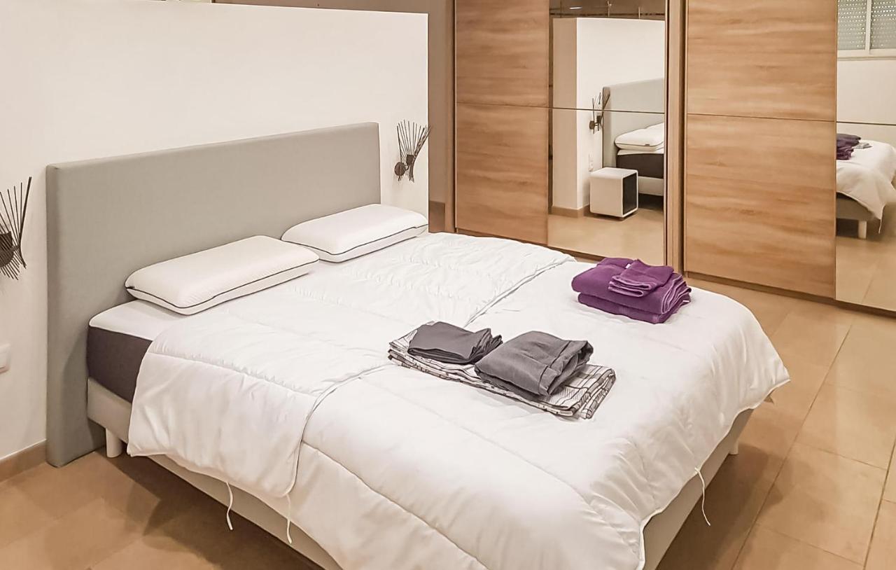 Stunning Home In Salles Daude With Wifi 외부 사진